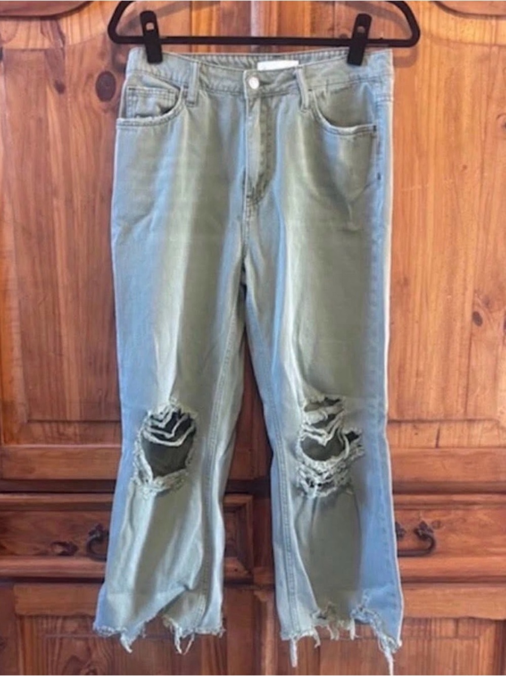 Men's Relaxed Distressed Jeans in Light Green